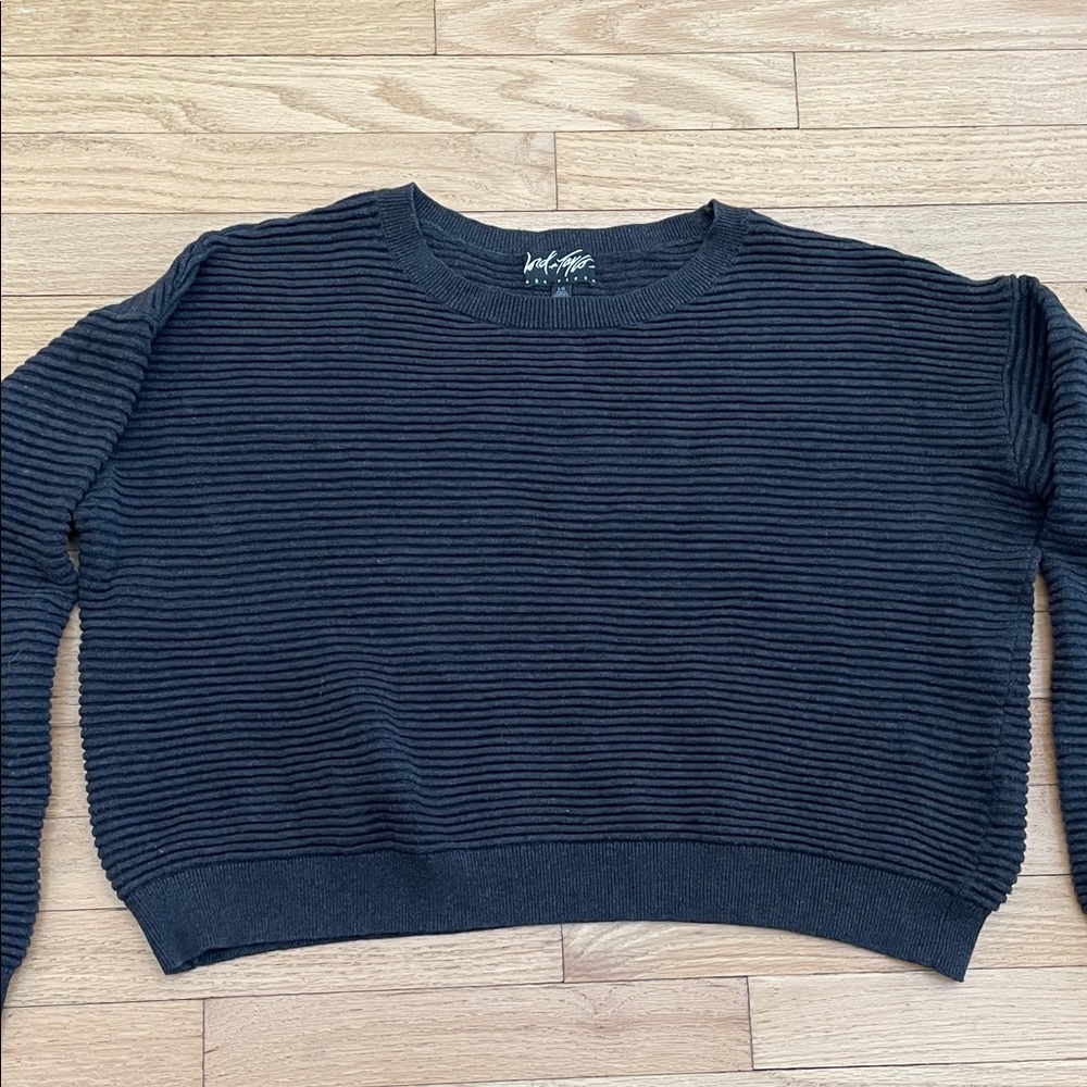 Lord & Taylor Black Ribbed Crew Neck Sweater
